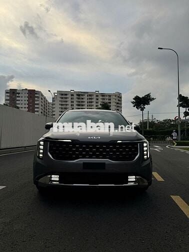 KIA CARNIVAL HEV 2025 (XĂNG ĐIỆN)