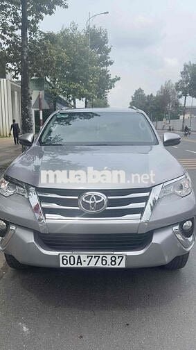 Toyota Fortuner 2020 máy xăng nhập khẩu