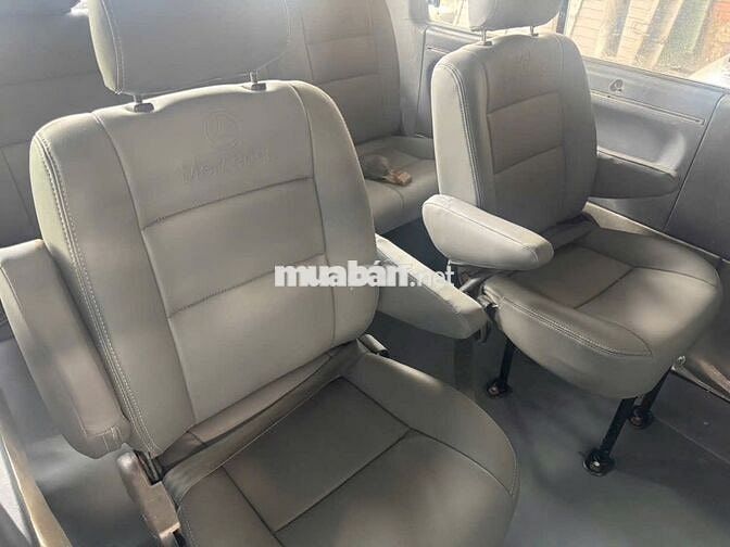 Xe 9 chỗ ko niên hạn