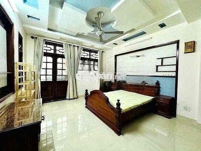 CHO THUÊ NHÀ HẺM XE HƠI(4PN,3WC)NỘI THẤT ĐẦY ĐỦ,NGUYỂN THIẾN THUẬT,Q3