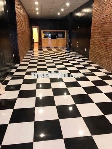 Cho thuê nhà mặt tiền cống quỳnh quận 1