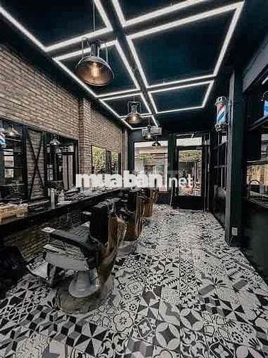 Cho thuê nhà 2MT 212B Nguyễn Trãi, Q1 – Khu KD sầm uất, NGANG 8m