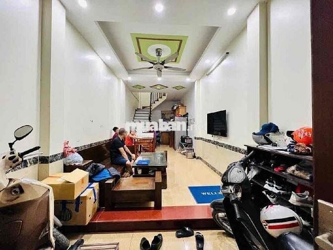 30M RA LÊ QUANG ĐẠO-OTO CÁCH 2 NHÀ - NHÀ DÂN - SẴN Ở