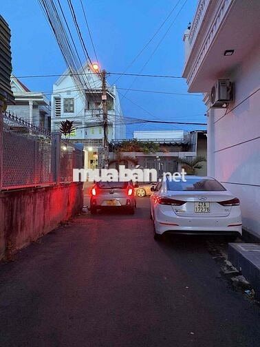 nhà hẻm đường nhựa 44 Hồ xuân hương - phường tân tiến củ - bmt