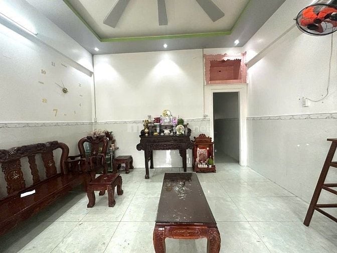 Nhà Bình Chánh mặt tiền đường lớn. Sổ hồng riêng, chính chủ bán