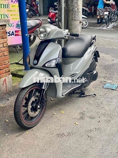 🌈🌈Cần bán xe Liberty 125fi 3vie Đk 2015 Bs71
