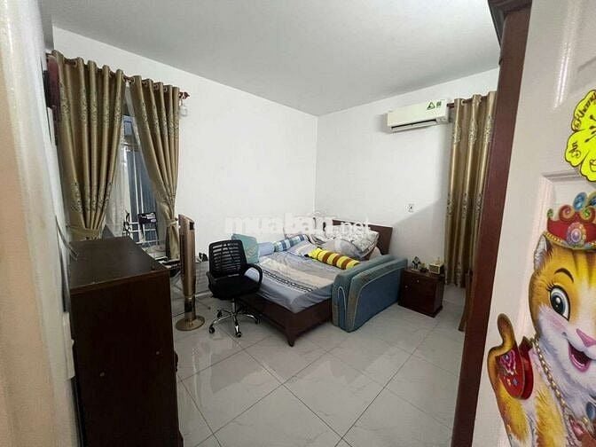 Chính chủ bán chung cư An Sương lầu 2 shr 70m2