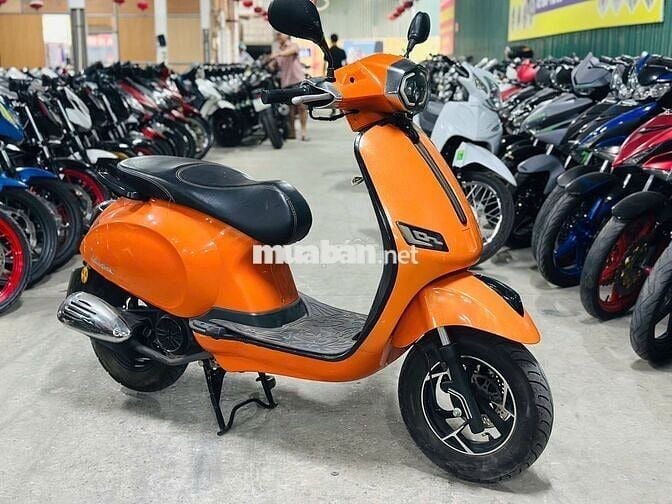 XE MÁYTHANH TÙNG_VESPA 50CC MÀU CAM XE RẤT ĐẸP
