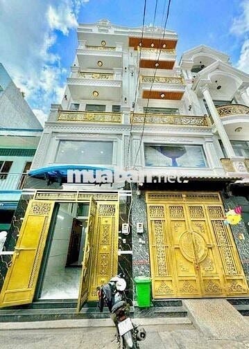 Nhà Hẻm Lê Văn Quới (4x17m) Xây 4 Tấm . Có 5 Phòng - 4 WC