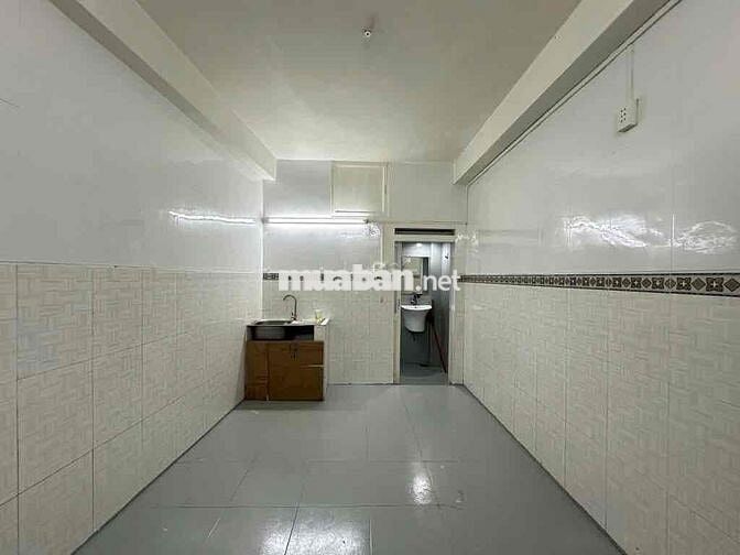 bán nhà HXT tránh 3 tầng tiện ở và kinh doanh