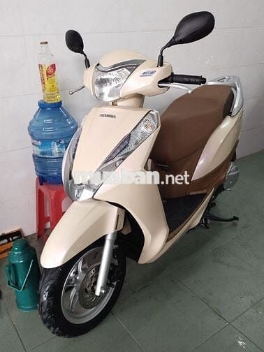 Lead hảng honda can ban