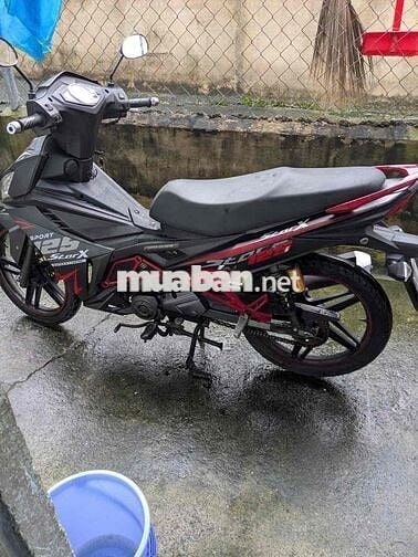 xe strax 125 fi màu đỏ đen