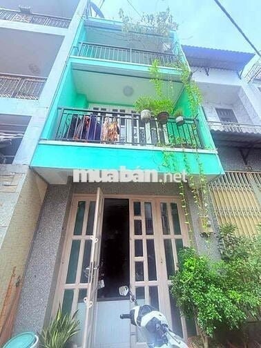 BÁN NHÀ 3 TẦNG, PHƯỜNG TÂN SƠN NHÌ, ĐỘC LẬP, 30M2, GẦN HXH, NHỈNH 4 TỶ