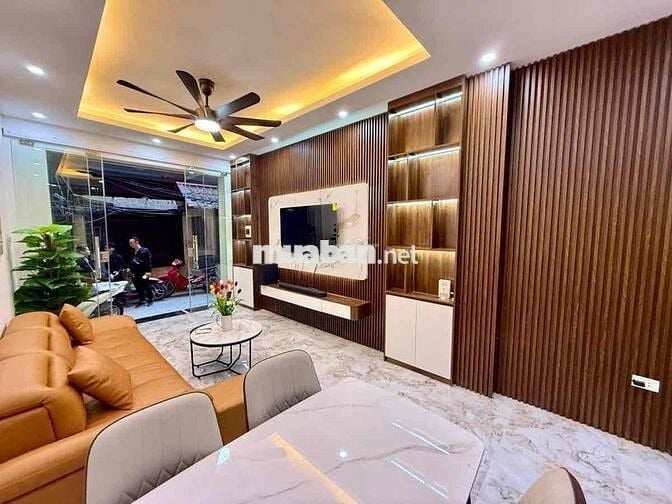 Nhà phố Trần Khát Chân 37m² x 5 tầng – full nội thất sổ đỏ chính chủ