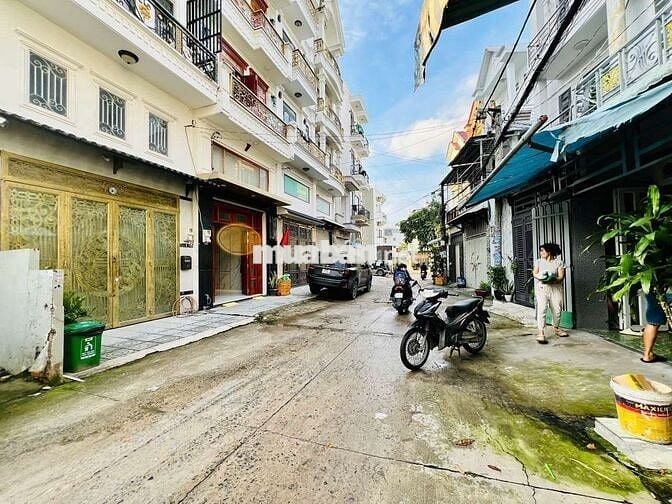 Lô đất đẹp 750m2 Thổ cư 1/ Hẻm 8m thông Trần Thị Hè ( HT42)