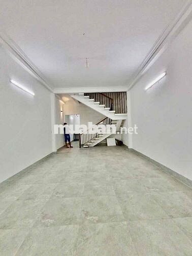 Nhà Mới Sơn Sửa DT 5x15 1Trệt 1Lầu 2Pn 3Wc Hẻm Ôtô Gần Citylank