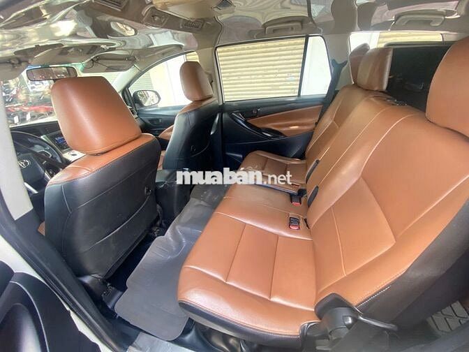 CHO THUÊ XE TỰ LÁI INNOVA 2017–8 CHỖ TẠI TP.HCM!