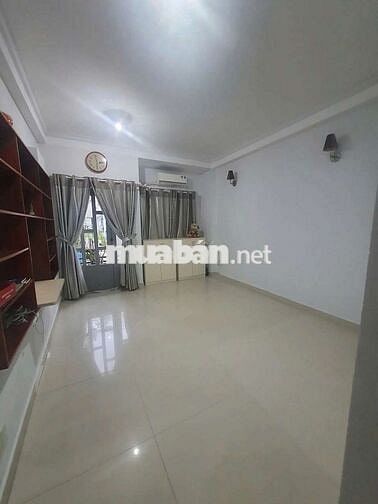 Cho thuê nhà 2pn2wc Phan Đình Phùng p15 Phú Nhuận