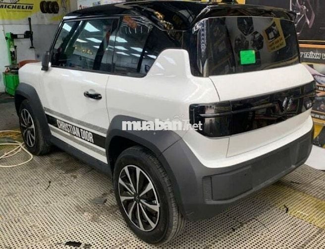 VinFast VF3 2024 Thuê pin - 24000km bản tiên phong