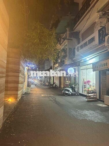 CHO THUÊ BIỆT THỰ HXH  KỲ ĐỒNG, PHƯỜNG 9, QUẬN 3🔥