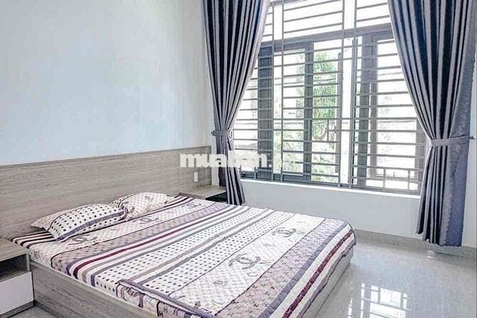 Cho thuê căn hộ 1 phòng ngủ ngay biển Nguyễn Tất Thành