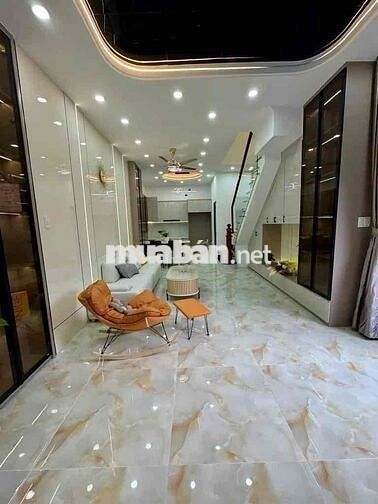 TRUNG TÂM GÒ  VẤP NHÀ MỚI ĐẸP Ở NGAY . DTSD 168 M2 -NHÀ 4 TẦNG VỚI 4PN