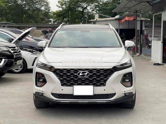 Santafe 2.4L xăng cao cấp sx 2020 màu trắng