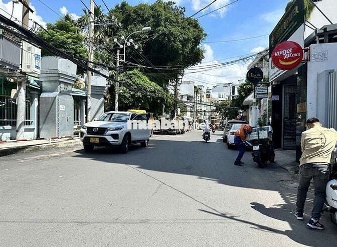 Nhà 5 Tầng 8x20(161m2) Mặt Tiền Nội Bộ Ung Văn Khiêm - Đại Học Hutech