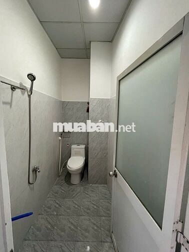 Cho thuê nhà mới đẹp đường oto ngay Bệnh Viện Thủ Đức, Lê Văn Chí
