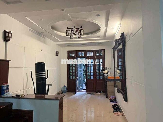 SIÊU PHẨM ĐỘI CẤN - NGÕ RỘNG - MẶT TIỀN KHỦNG  - VỪA Ở VỪA SINH LỜI