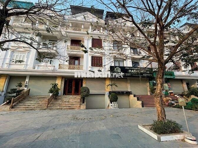 CHO THUÊ TOÀ NHÀ MẶT PHỐ SIÊU ĐẸP – KĐT TP GIAO LƯU, PHẠM VĂN ĐỒNG