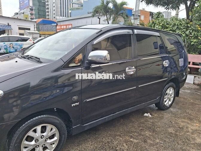 Toyota Innova G 2006 màu đen, 175.000 km