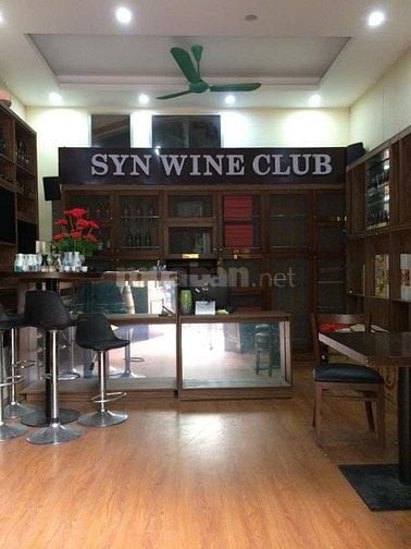 Cho thuê nhà tầng 1 làm văn phòng, dịch vụ