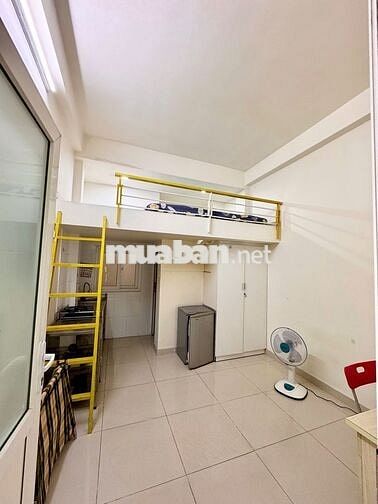 Phòng đẹp trung tâm Q1 – có bếp riêng, gác, full nội thất 5.5tr