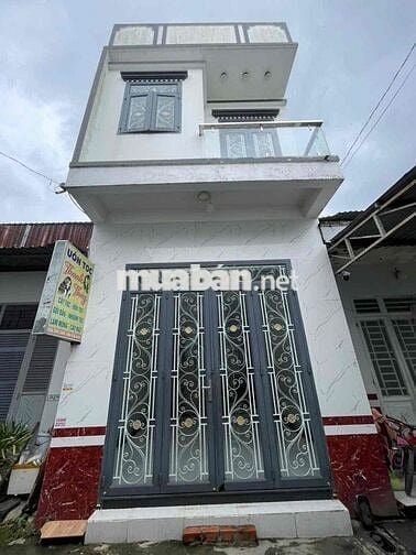 Nhà lầu 2 phòng 1 máy lạnh gần chợ Cầu Ván