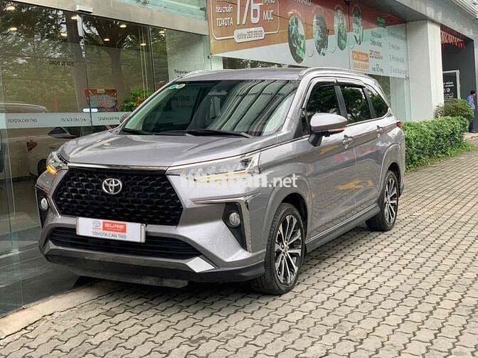 Toyota Veloz Cross Top 2025 - 15.000 km