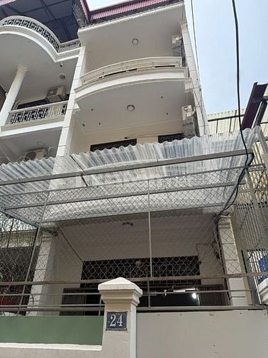 CHÍNH CHỦ CHO THUÊ NHÀ NGUYÊN CĂN NGÕ 332 NGUYỄN TRÃI, THANH XUÂN, HN