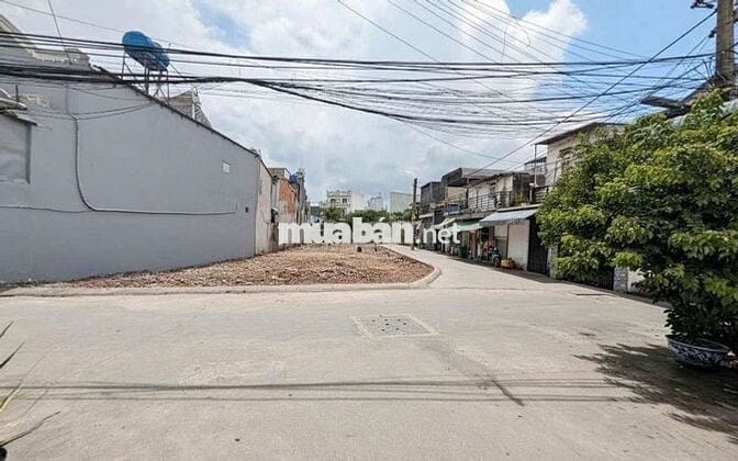 Cần bán 4 lô đất ngay chợ Thới Tứ đường Trịnh Thị Miếng