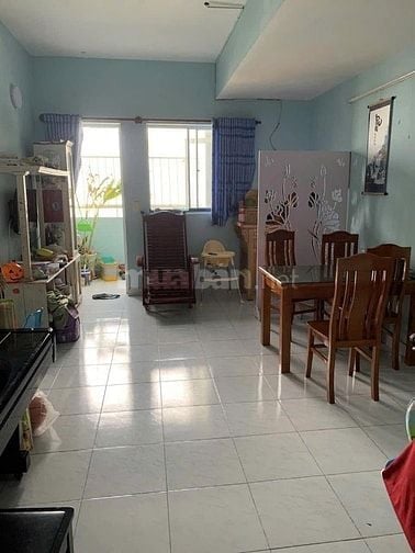 Căn hộ C/c Bàu cát,Tân BÌnh: 2p ngủ,có nội thất-ban công giá 8tr