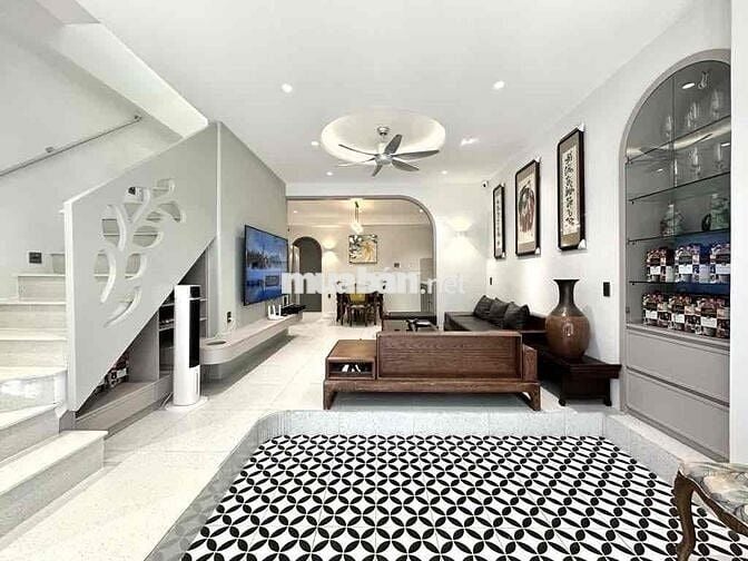 NHÀ BÁN 65m2 NGAY PHAN ĐĂNG LƯU, QUẬN BÌNH THẠNH