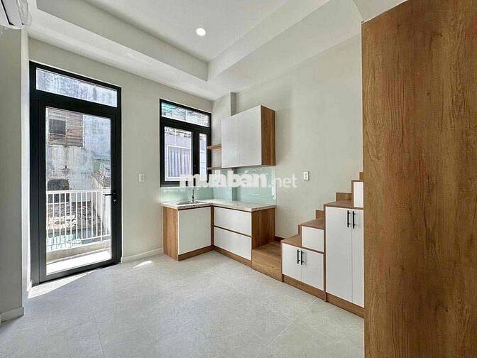 CHO THUÊ DUPLEX BAN CÔNG – THANG MÁY – MỚI 100% – TÔ HIẾN THÀNH Q10