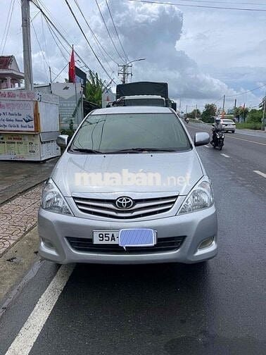 Toyota Innova 2011 G - 160000 km