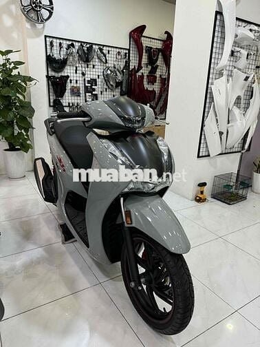 Siêu cọp Sh350 đky 2024 chuẩn 2200 km bsTp