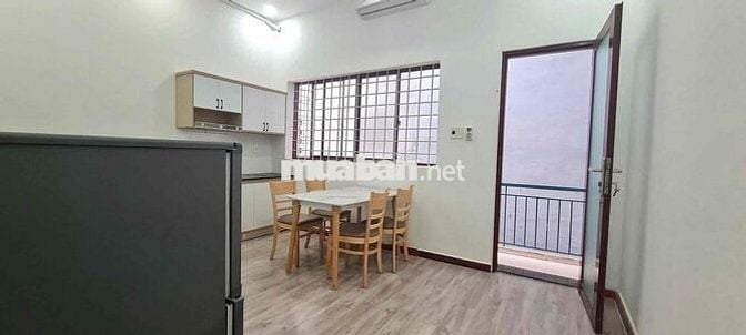 Cho thuê căn 1PN Tách bếp bancol_ Rộng 50m2 mặt tiền Lê Hồng Phong Q10