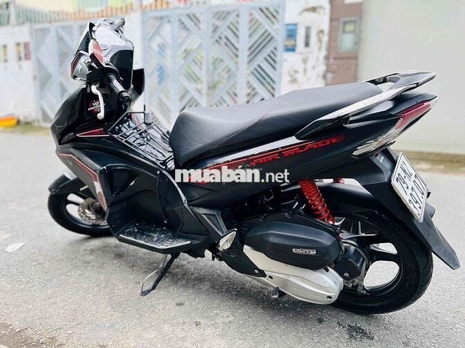 Xe tay ga AB 125 2018 đen đỏ 95%