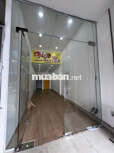 Mặt bằng mặt tiền đường CMT8, có tầng lửng