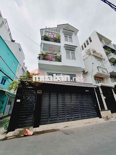 cho thuê biệt thự giáp Phan Xích Long - hẻm xe hơi ngang 8M - Giá mềm