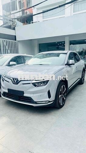 VinFast VF8 2025 Plus