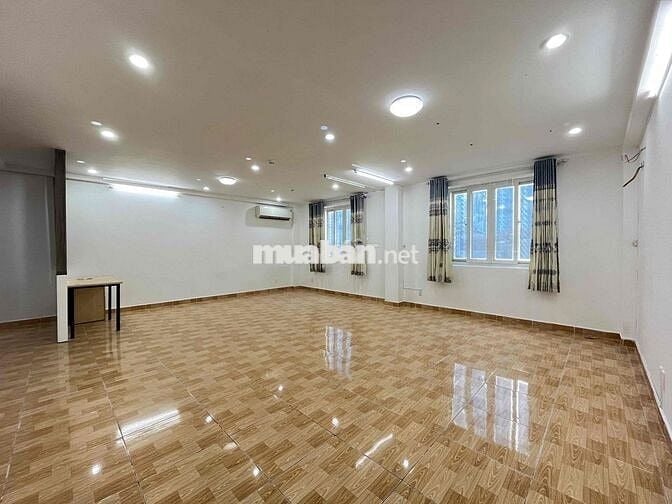 VĂN PHÒNG SÁT CITY LAND-85M2 CÓ BÃI XE Ô TÔ