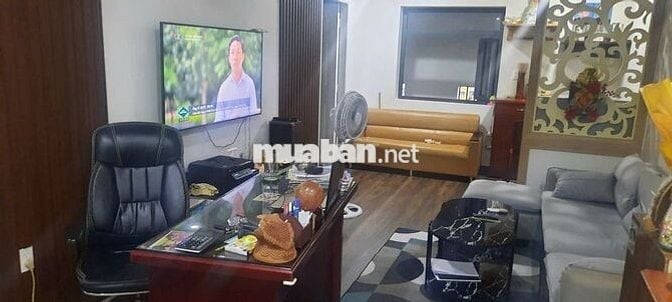 Cần bán căn hộ Penhouse Mỹ Thuận, 3PN, nhà đẹp, giao nhà ngay